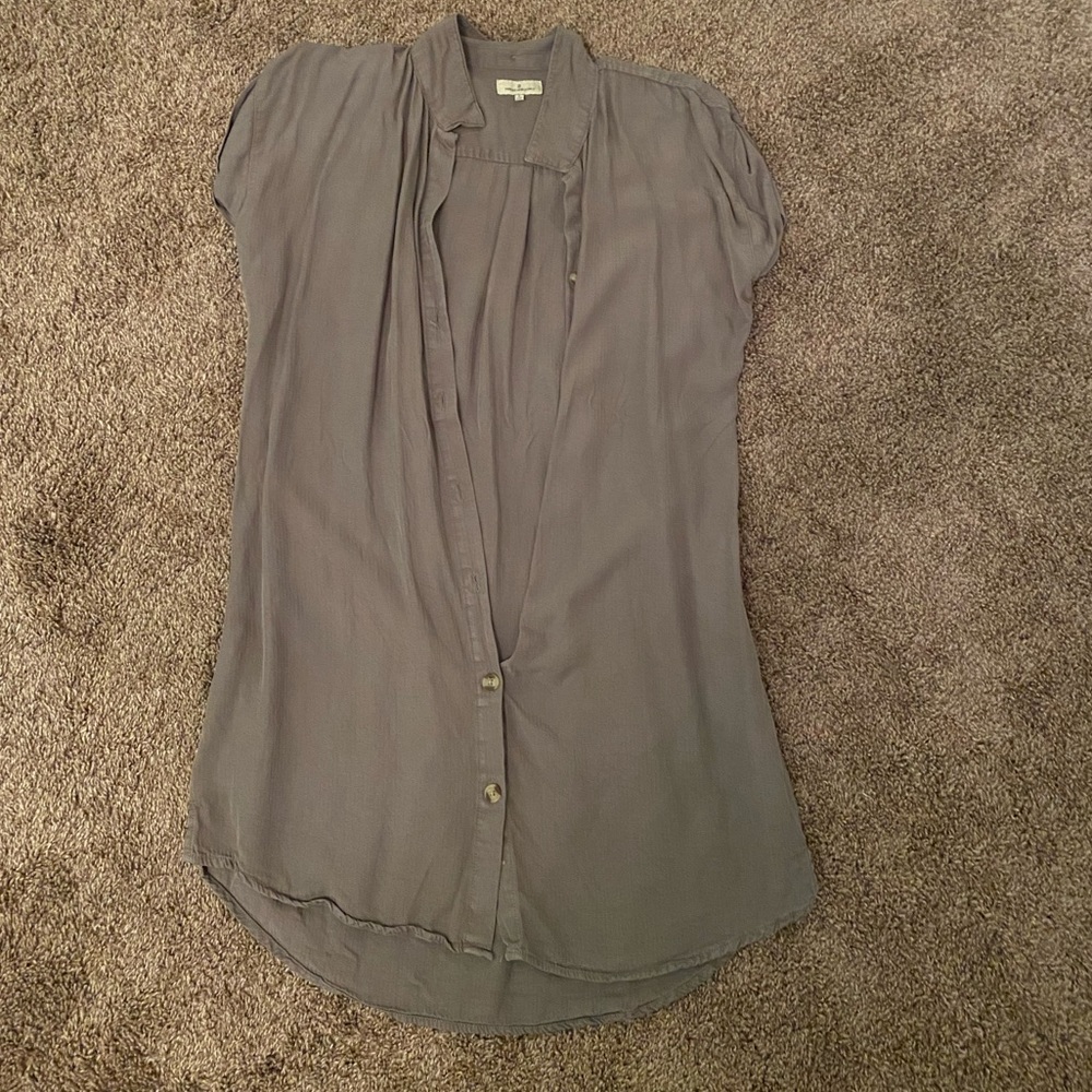 Thread and supply short sleeved duster / T-shirt dress.